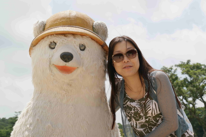 소장님 백곰 인형과 같이 찍은 사진