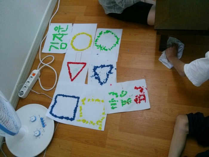 김자운, 반영훈 두생활인의 완성된 그림 사진
