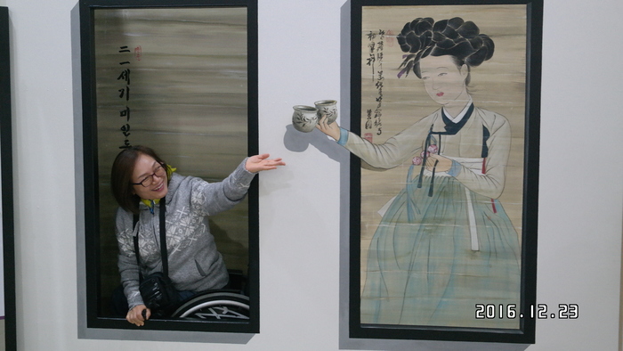 조선시대 미인도와 21세기 미인도
