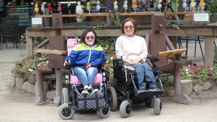 김윤정 하윤숙 사진 김윤정 하윤숙 사진