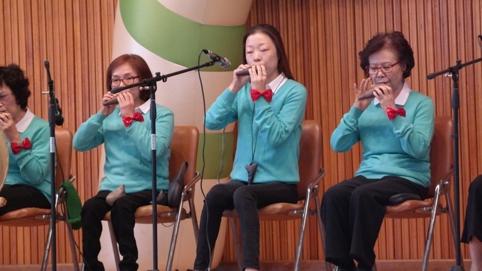 송선희, 하윤숙, 김정미, 임병춘 오카리나 연주 사진