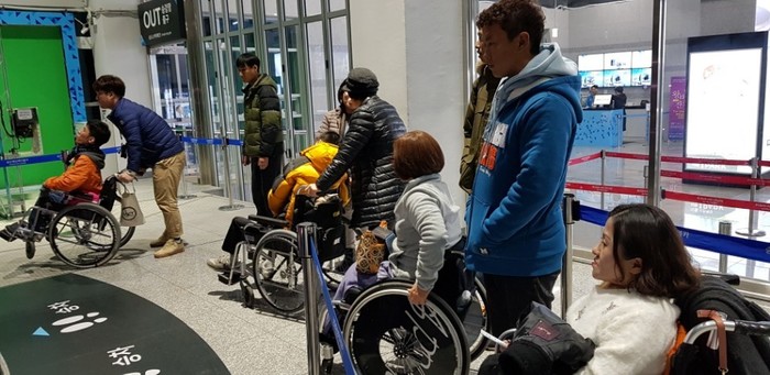 케이블카 탑승 하는 모습 케이블카 탑승 하는 모습