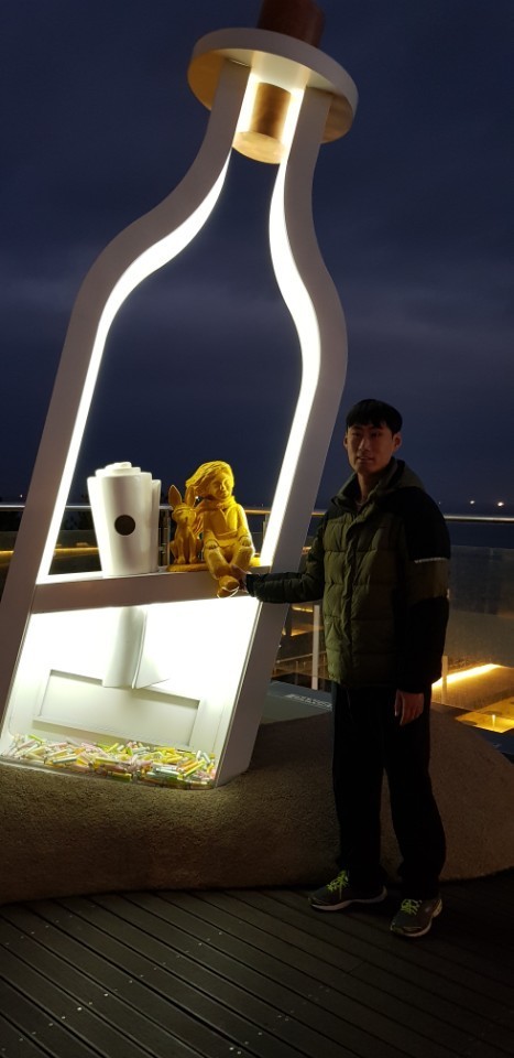 정우씨 소원을 빌어보는 모습 강철씨 소원을 빌어보는 모습