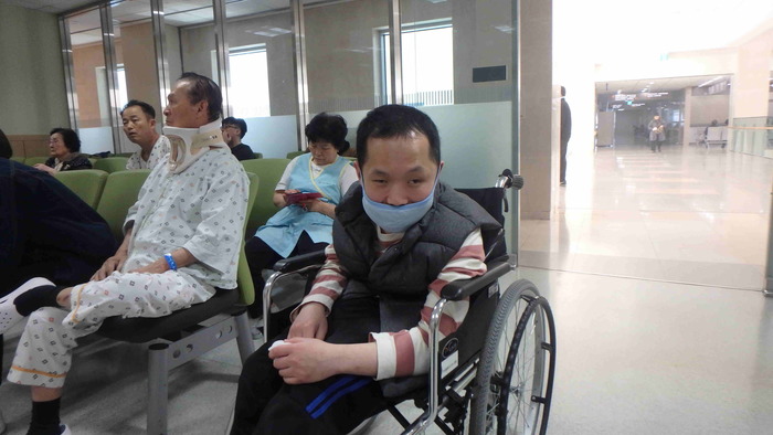 전연식 보장구 처방전 병원진료 모습 전연식 보장구 처방전 병원진료 모습