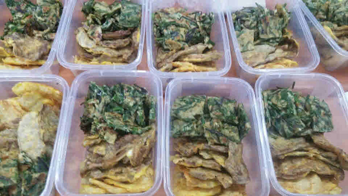 반찬 통에 담겨진 음식사진 반찬 통에 담겨진 음식사진