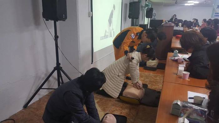 심폐소생술 실습 심폐소생술 실습