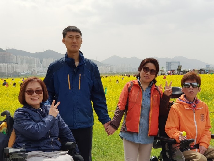 마리두 식구들과 함께 포토타임 마리두 단체사진