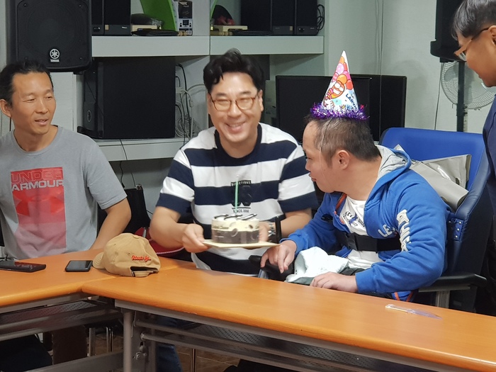 전연식씨 생일 파티 모습 전연식씨 생일 파티 모습