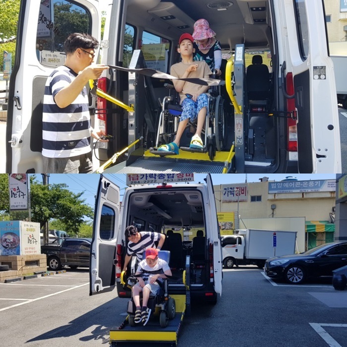 쏠라티에서 연식씨와 영훈씨 사하두바퀴센터 하차 하는 모습 쏠라티에서 연식씨와 영훈씨 사하두바퀴센터 도착해서 하차 하는 모습 (사진2장)