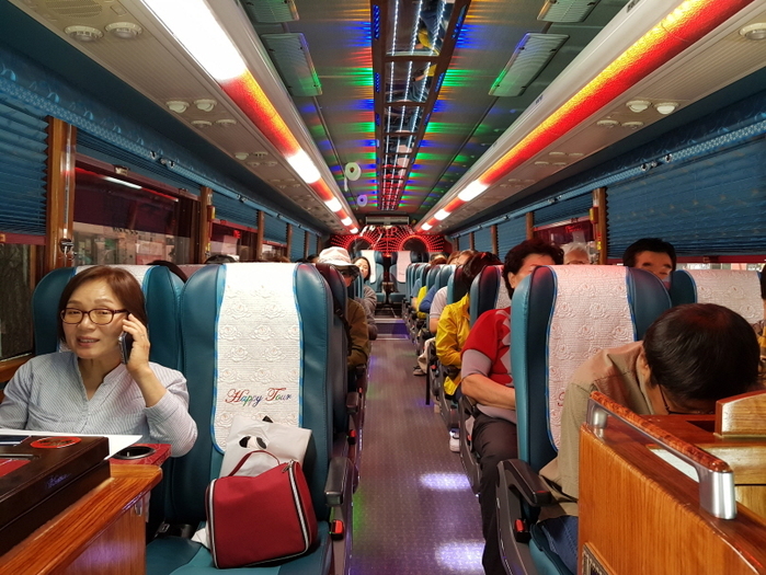 출발전 버스 안 모습 출발전 버스 안 모습