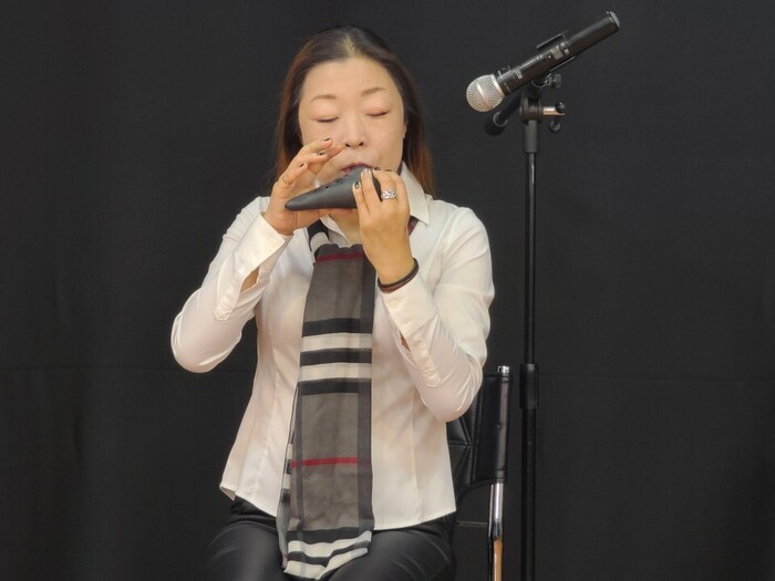 김정미 소장님 오카리나 독주 중 김정미 소장님 오카리나 독주 중